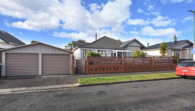 77 Ascot Street, 
