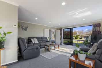 2 Elmslie Place, Owhata