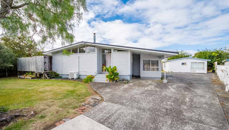12 Bowen Street, Manurewa East
