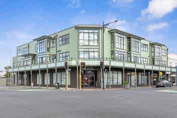 15/374 Jackson Street, Petone