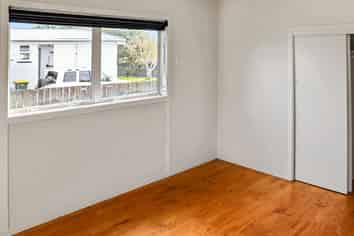 10 President Avenue, Papakura