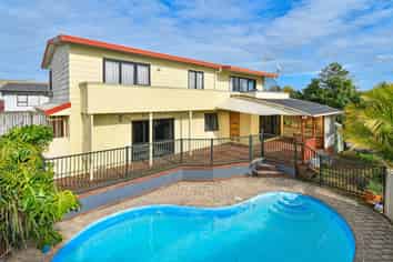 25 Greenstone Place, Clover Park