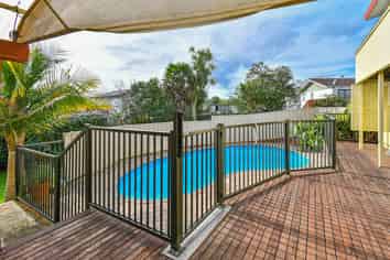 25 Greenstone Place, Clover Park