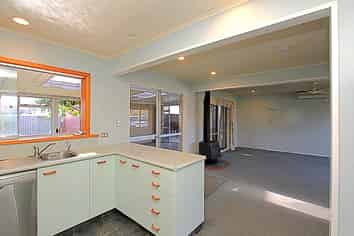 4 Gilmour Place, Taradale