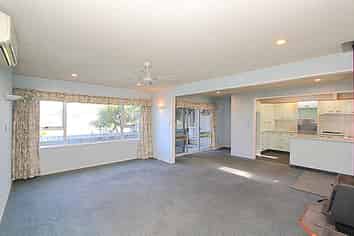 4 Gilmour Place, Taradale