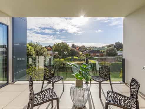 34/8 Thompson Park Road, Mount Wellington