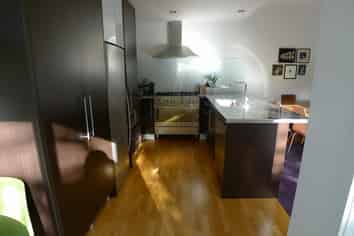 4/19 Waiatarua Road, Remuera