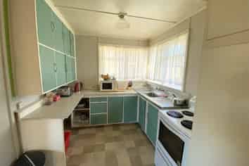 16 Morrison Avenue, Northcote