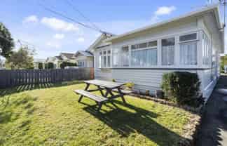 64 Kauri Street, Miramar