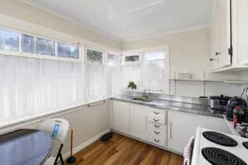 64 Kauri Street, Miramar