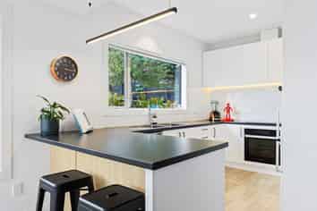 22 Hackthorne Road, Cashmere