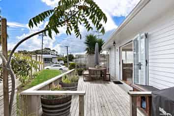 Auckland - Address withheld