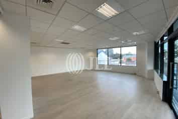 Rare Great South Road Opportunity