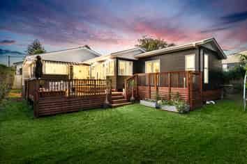 2/44 Alberta Street, Point Chevalier