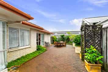 3/6 Duke Street, Mount Roskill