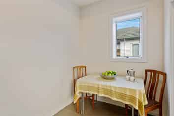 1/17 Kerrs Road, Linwood