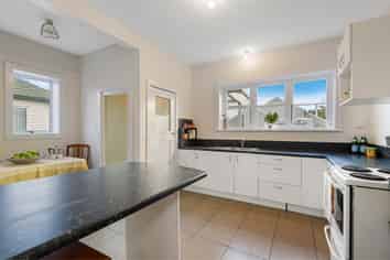 1/17 Kerrs Road, Linwood