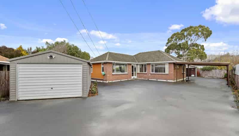 52 Gould Crescent, Woolston