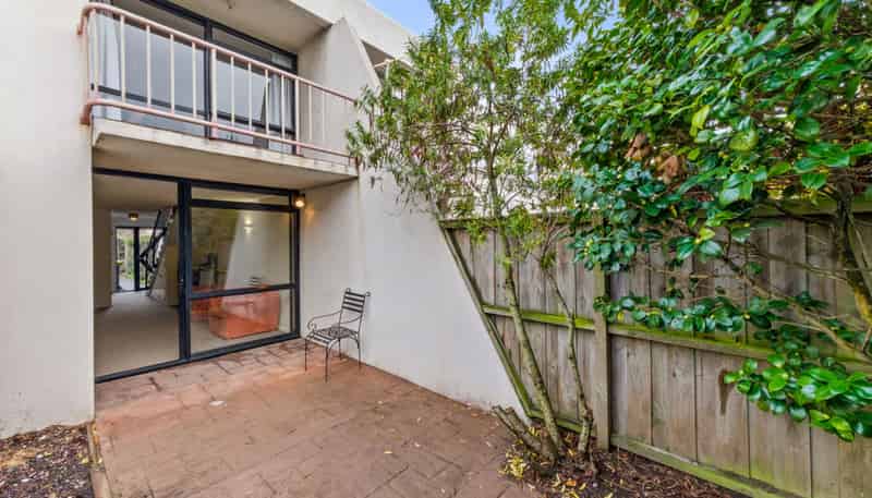 2/5 Kipling Street, Addington