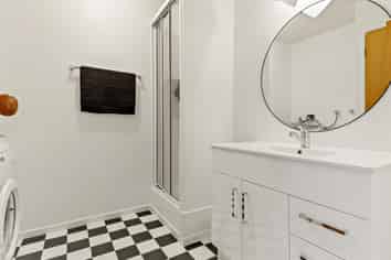 2/5 Kipling Street, Addington