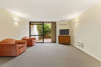 2/5 Kipling Street, Addington