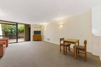 2/5 Kipling Street, Addington