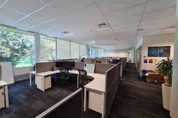 CBRE - Great Fit Out Overlooking Victoria Park