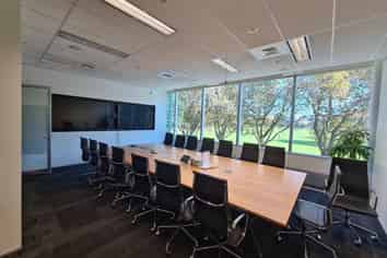 CBRE - Great Fit Out Overlooking Victoria Park