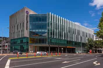 CBRE - Great Fit Out Overlooking Victoria Park