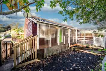 2/1238 New North Road, Avondale