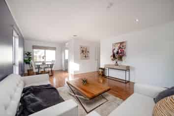 2/1238 New North Road, Avondale