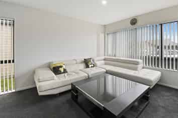 27 Kotuku Crescent, Takanini