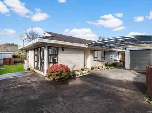 2/6 Elizabeth Street, Papakura