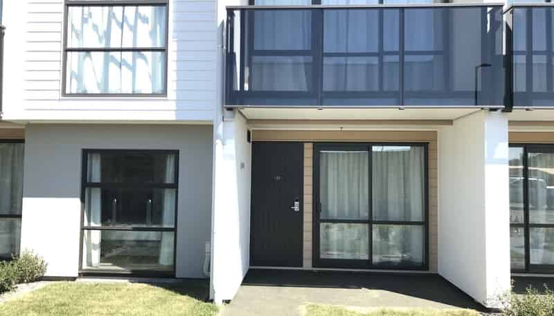 AG03/69 Hall Avenue, Mangere