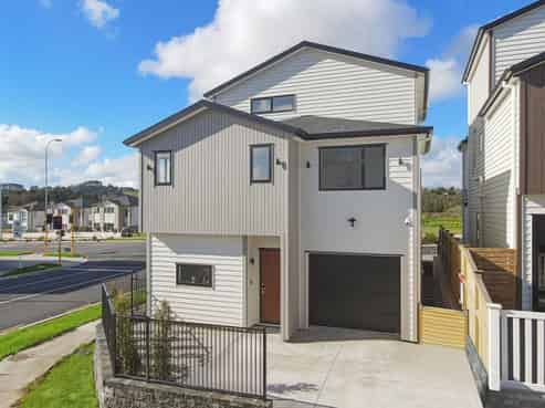 2 Laquinta Place, Flat Bush