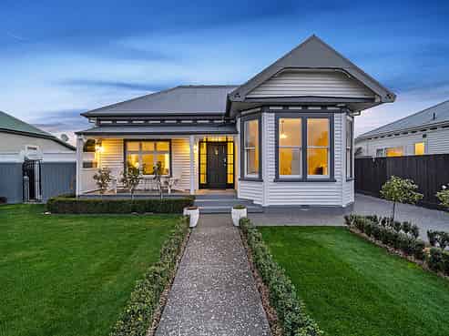 15 Strickland Street, Sydenham