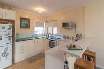 1/553 Weymouth Road, Weymouth