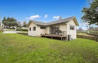 18 Pearce Drive, Kamo