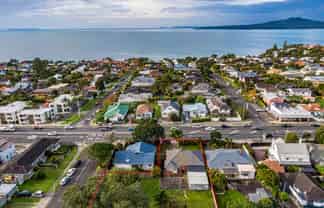 401 Lake Road, Takapuna