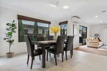 61 Thomas Road, Flat Bush