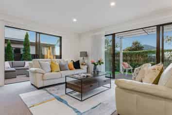 61 Thomas Road, Flat Bush