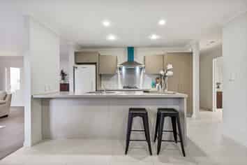 61 Thomas Road, Flat Bush