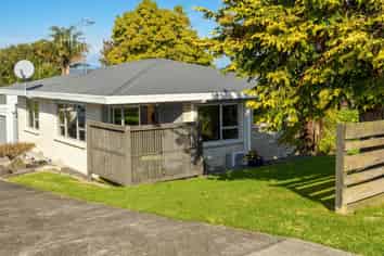 32 Cambridge Road, Judea