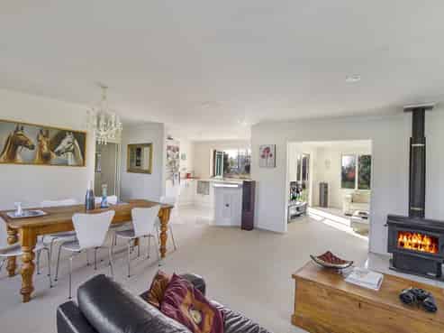 233 Westdale Road, Redwood Valley