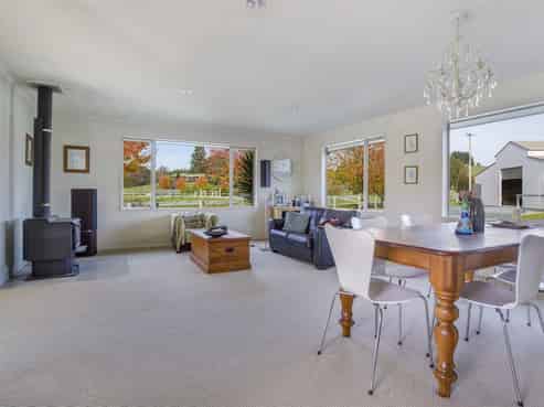 233 Westdale Road, Redwood Valley