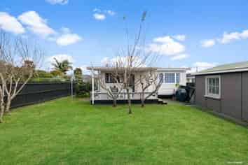 14 Airdrie Road, Ranui