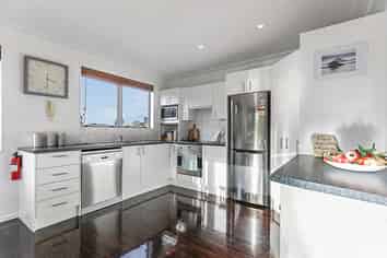 4140 Great North Road, Glendene