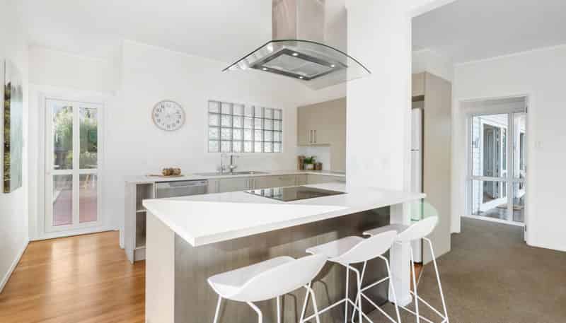 14 Puriri Road, Beachlands