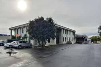 Tidy Office Available