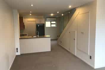 6/658 Frankton Road, Frankton